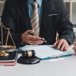 Dirigeants : quand faut-il appeler un avocat pour une liquidation judiciaire ?